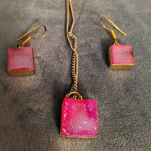 Frosted pink druzy necklace and earring set
